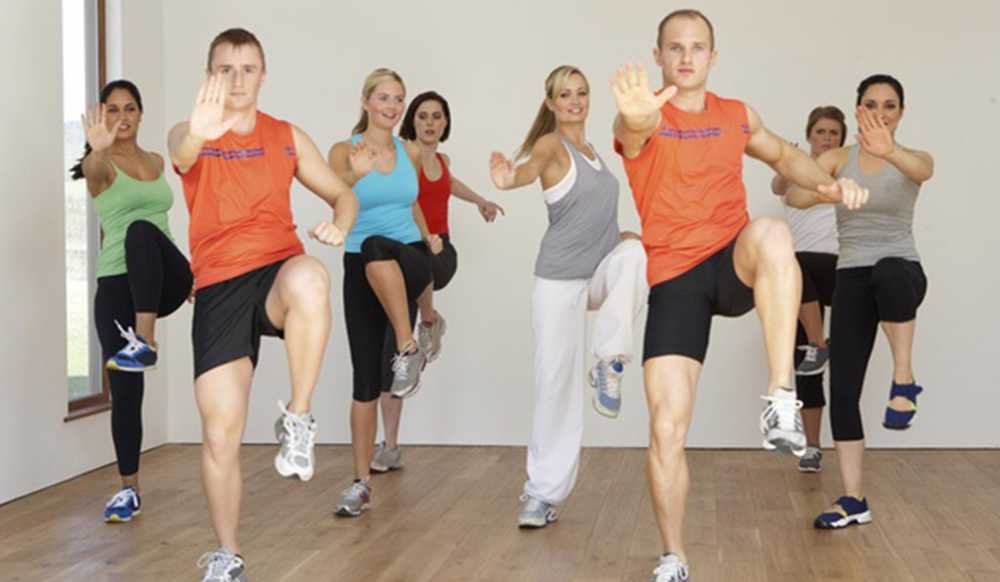 ورزش گروهی زومبا